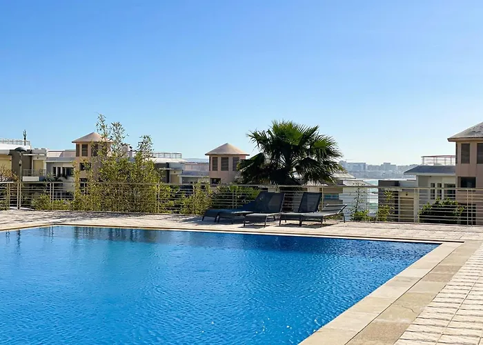 Cosy Elegant Piscine A Proximite