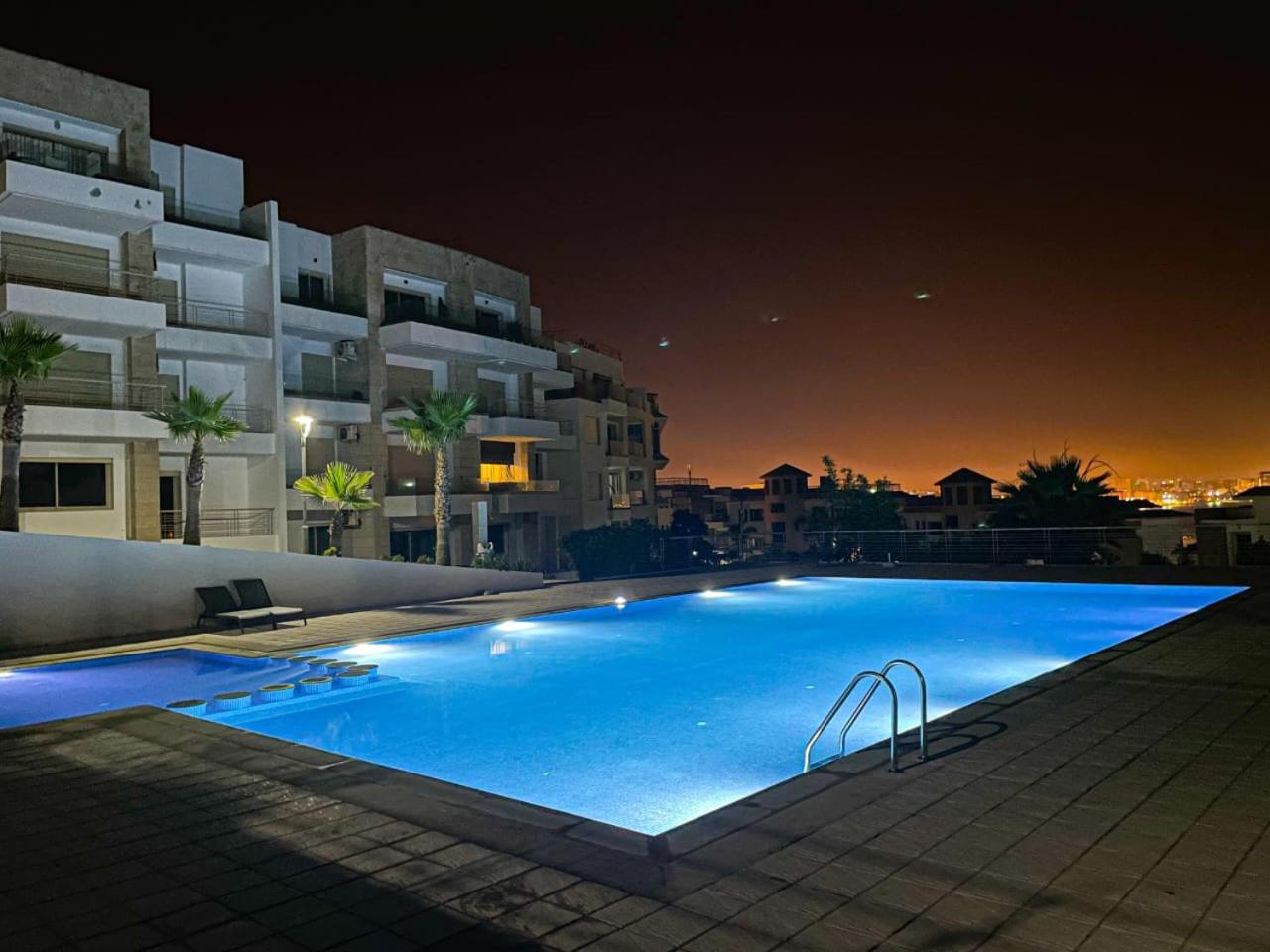 Cosy Elegant Piscine A Proximite